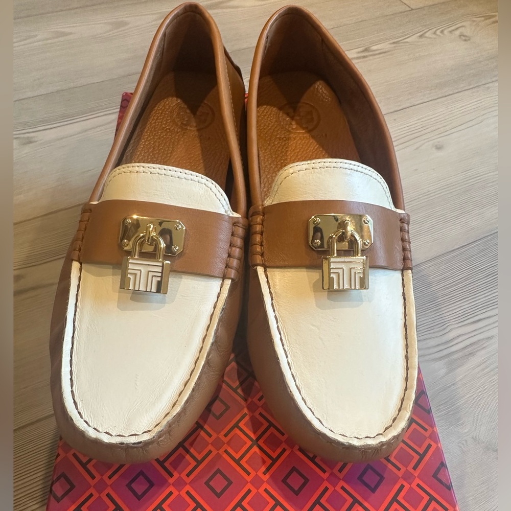 EUC Tory Burch Tristan Loafer 9.5